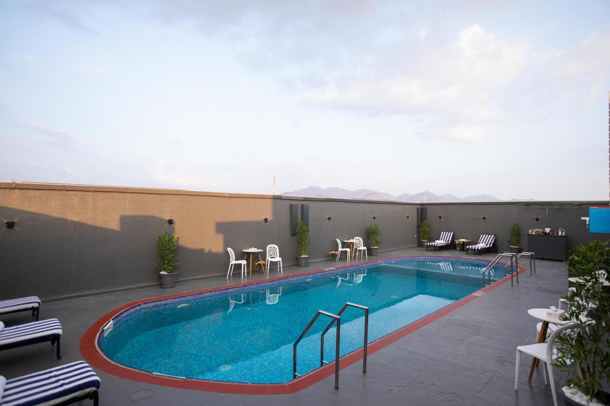 Fortis Hotel פוג'יירה מראה חיצוני תמונה