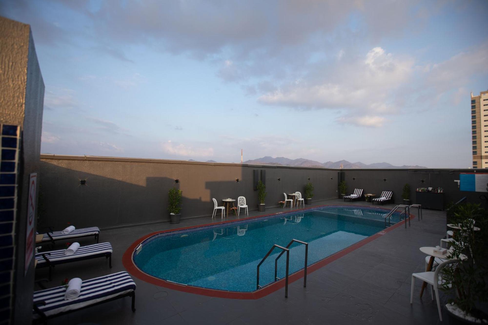Fortis Hotel פוג'יירה מראה חיצוני תמונה